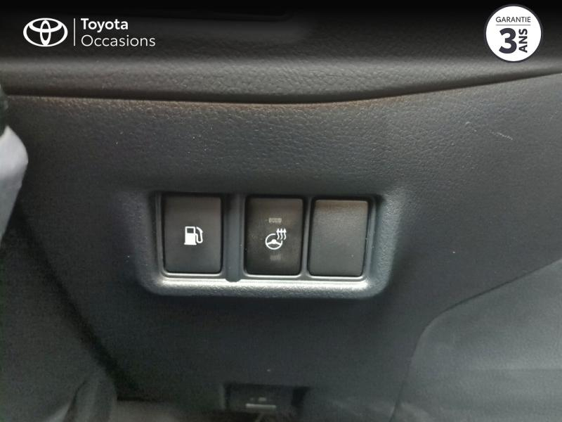 Photo 18 de l’annonce de TOYOTA C-HR d’occasion à vendre à AUBIÈRE