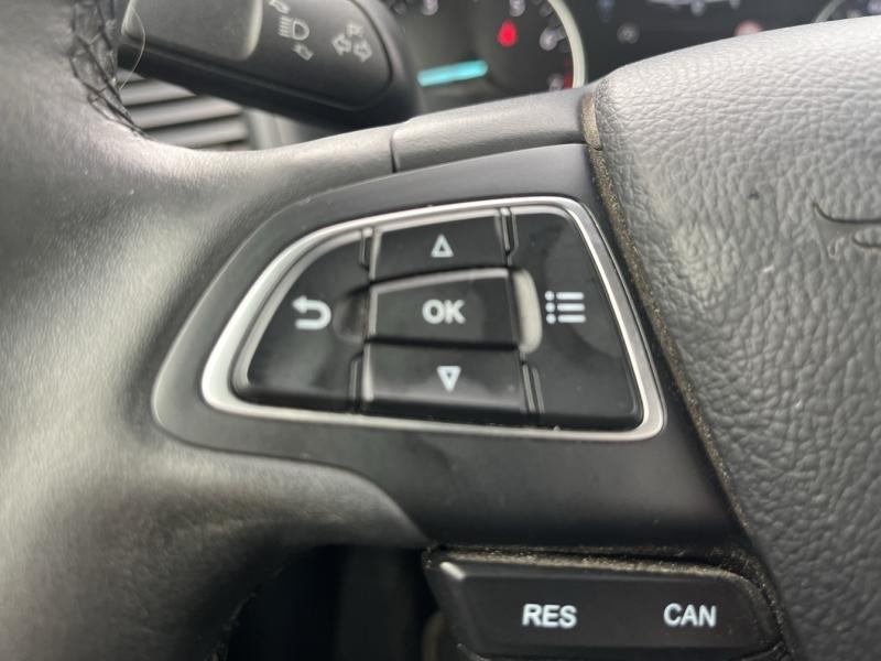 Photo 17 de l’annonce de FORD EcoSport d’occasion à vendre à BRIGNOLES