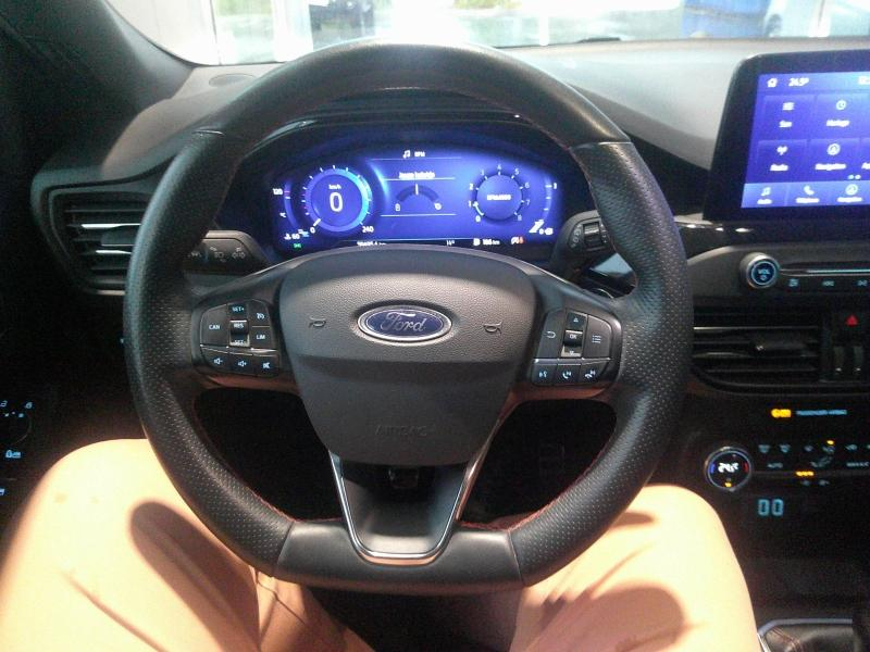 Photo 6 de l’annonce de FORD Focus d’occasion à vendre à PERPIGNAN