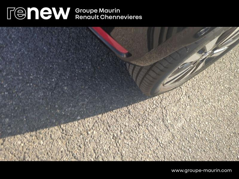 Photo 12 de l’annonce de RENAULT Twingo d’occasion à vendre à CHENNEVIÈRES-SUR-MARNE