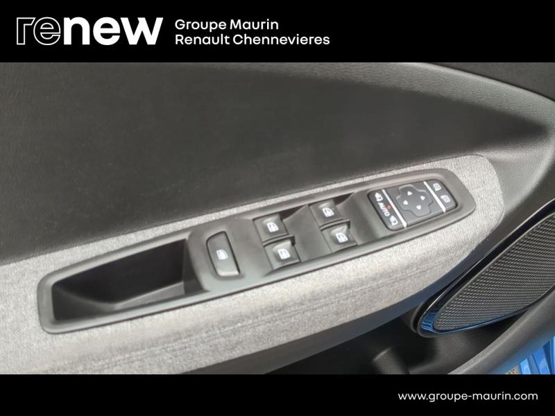 Photo 15 de l’annonce de RENAULT Zoe d’occasion à vendre à CHENNEVIÈRES-SUR-MARNE