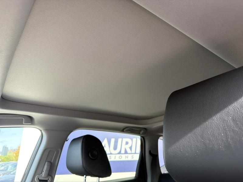 Photo 20 de l’annonce de HONDA CR-V d’occasion à vendre à VITROLLES