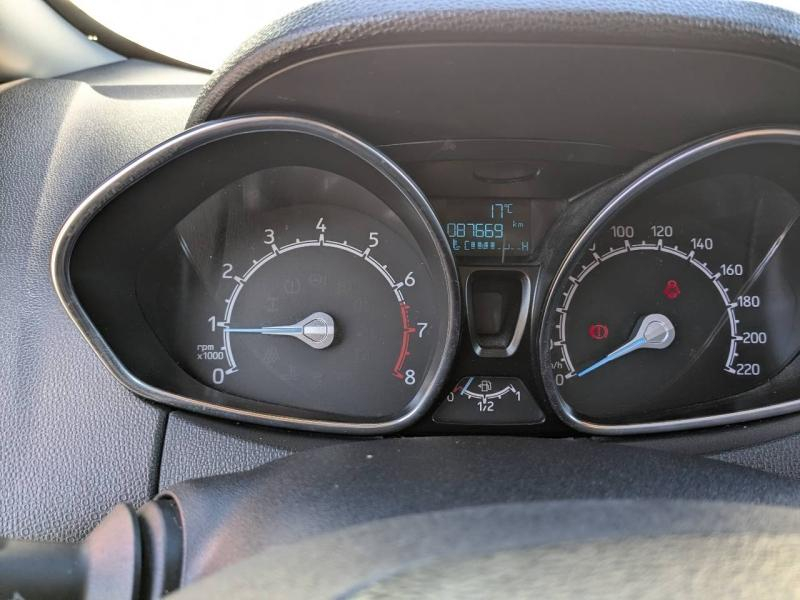 Photo 9 de l’annonce de FORD EcoSport d’occasion à vendre à AUBAGNE