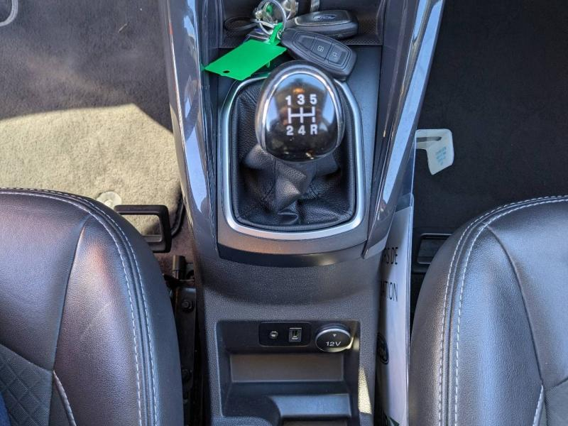 Photo 12 de l’annonce de FORD EcoSport d’occasion à vendre à AUBAGNE