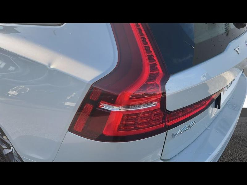 Photo 10 de l’annonce de VOLVO V60 d’occasion à vendre à TOULON