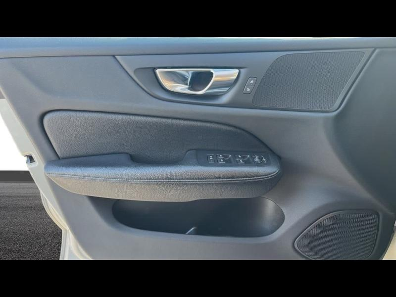 Photo 19 de l’annonce de VOLVO V60 d’occasion à vendre à TOULON