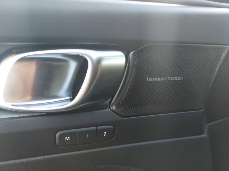 Photo 13 de l’annonce de VOLVO XC40 d’occasion à vendre à AVIGNON