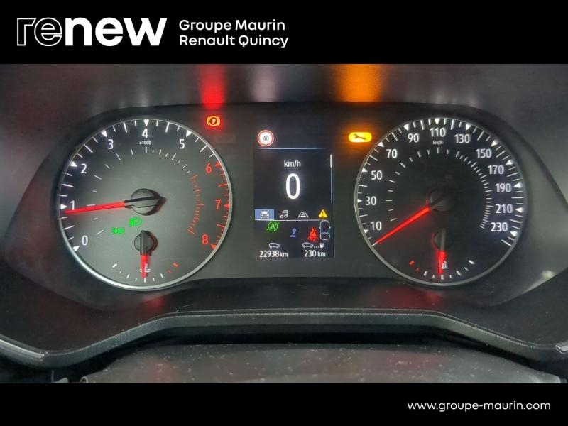 Photo 17 de l’annonce de RENAULT Clio d’occasion à vendre à QUINCY-SOUS-SÉNART