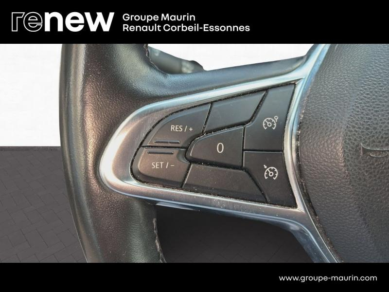 Photo 19 de l’annonce de RENAULT Captur d’occasion à vendre à CORBEIL-ESSONNES