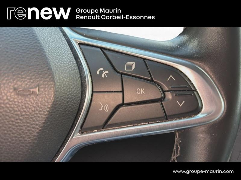 Photo 20 de l’annonce de RENAULT Captur d’occasion à vendre à CORBEIL-ESSONNES