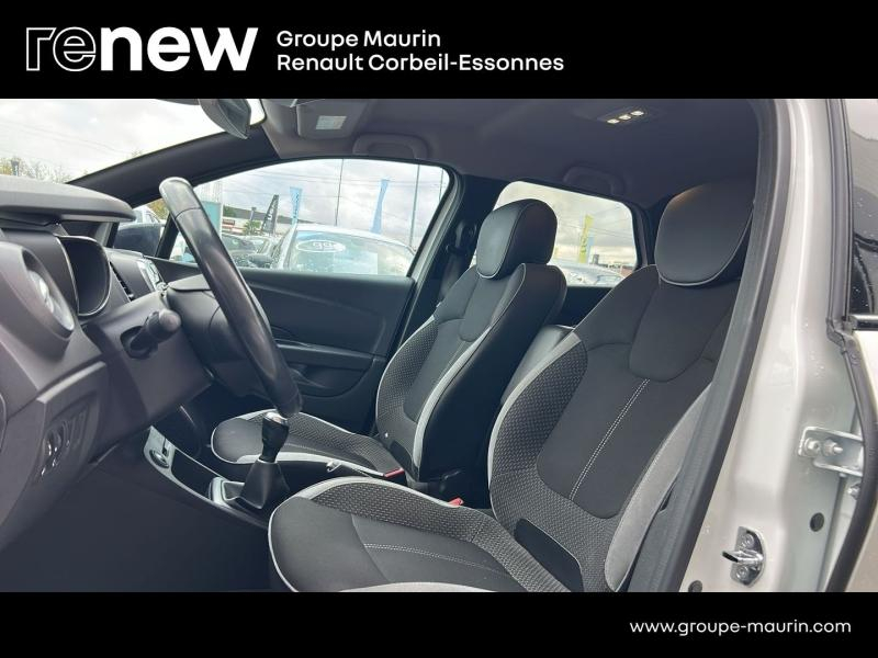 Photo 12 de l’annonce de RENAULT Captur d’occasion à vendre à CORBEIL-ESSONNES