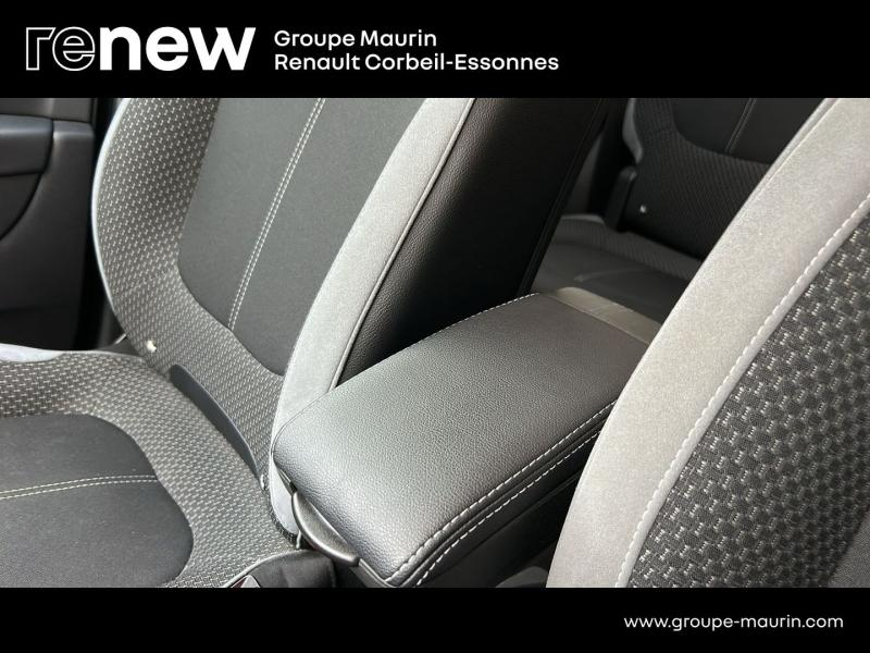 Photo 18 de l’annonce de RENAULT Captur d’occasion à vendre à CORBEIL-ESSONNES