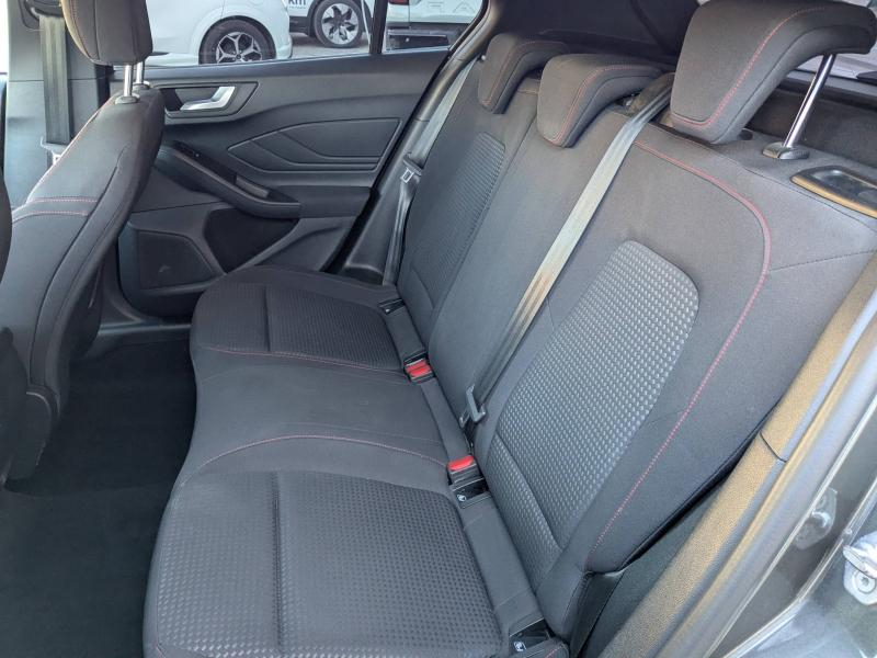 Photo 9 de l’annonce de FORD Focus d’occasion à vendre à MANOSQUE