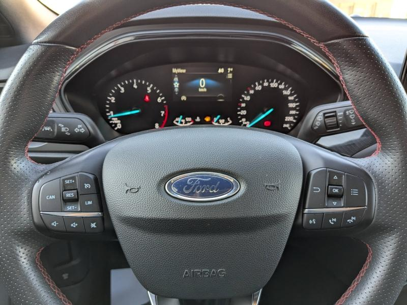 Photo 11 de l’annonce de FORD Focus d’occasion à vendre à MANOSQUE