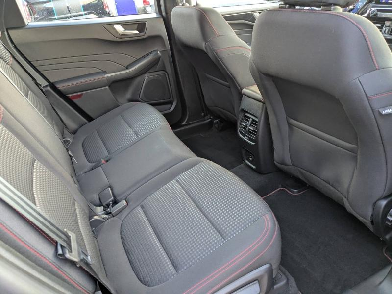 Photo 11 de l’annonce de FORD Kuga d’occasion à vendre à AVIGNON