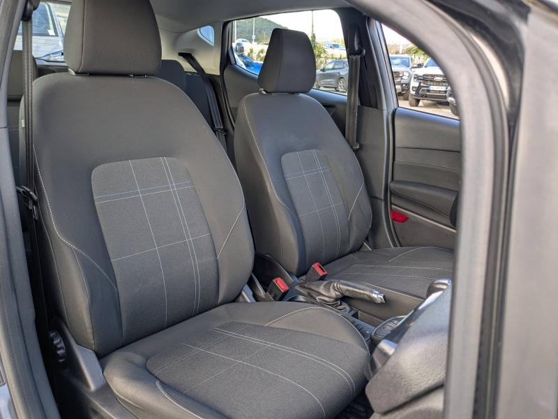 Photo 18 de l’annonce de FORD Fiesta d’occasion à vendre à LA VALETTE