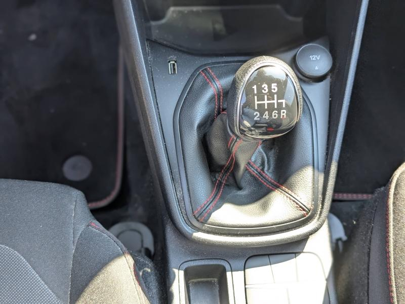 Photo 15 de l’annonce de FORD Fiesta d’occasion à vendre à LA VALETTE