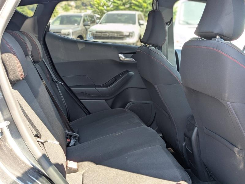 Photo 17 de l’annonce de FORD Fiesta d’occasion à vendre à LA VALETTE