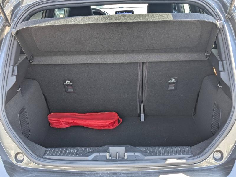 Photo 18 de l’annonce de FORD Fiesta d’occasion à vendre à LA VALETTE