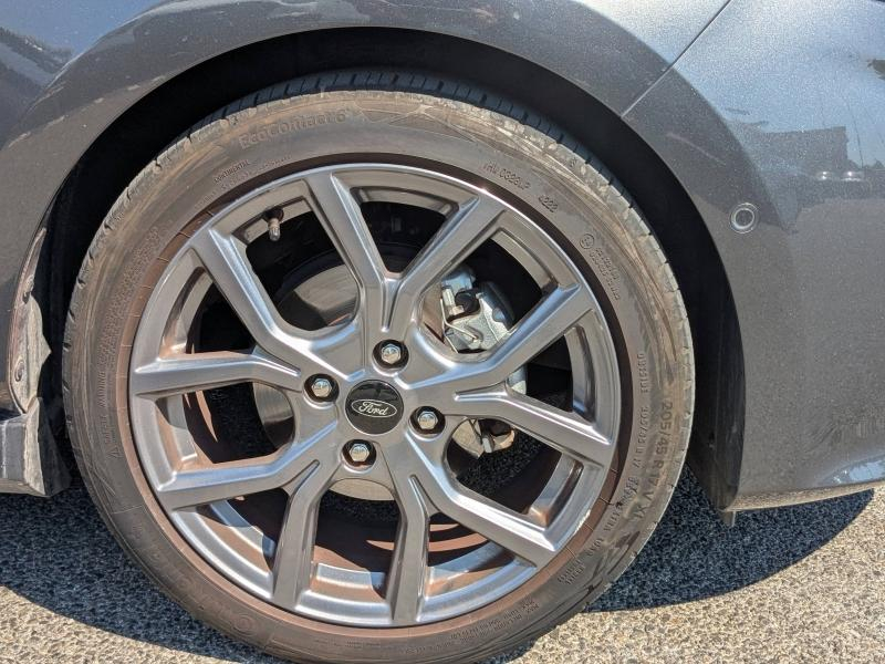 Photo 20 de l’annonce de FORD Fiesta d’occasion à vendre à LA VALETTE