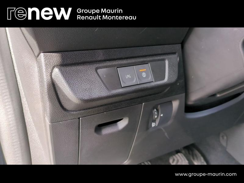 Photo 16 de l’annonce de DACIA Sandero d’occasion à vendre à VARENNES SUR SEINE