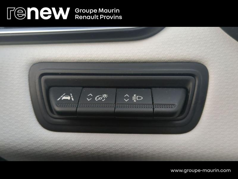 Photo 17 de l’annonce de RENAULT Clio d’occasion à vendre à PROVINS