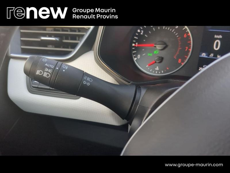 Photo 20 de l’annonce de RENAULT Clio d’occasion à vendre à PROVINS