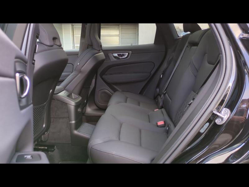 Photo 8 de l’annonce de VOLVO XC60 d’occasion à vendre à AIX-EN-PROVENCE