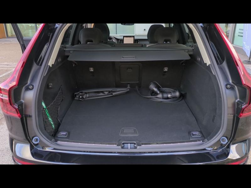 Photo 9 de l’annonce de VOLVO XC60 d’occasion à vendre à AIX-EN-PROVENCE