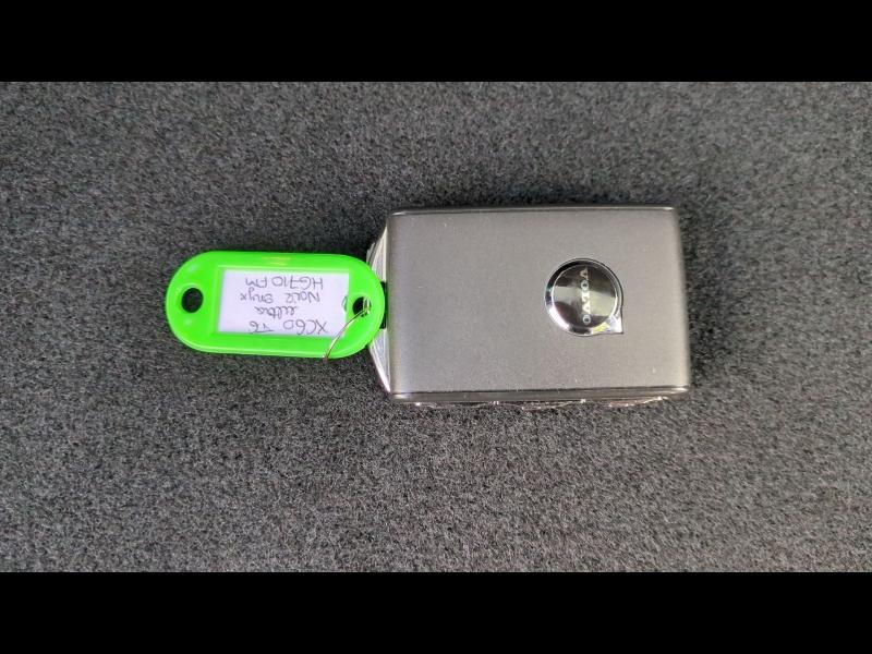 Photo 10 de l’annonce de VOLVO XC60 d’occasion à vendre à AIX-EN-PROVENCE