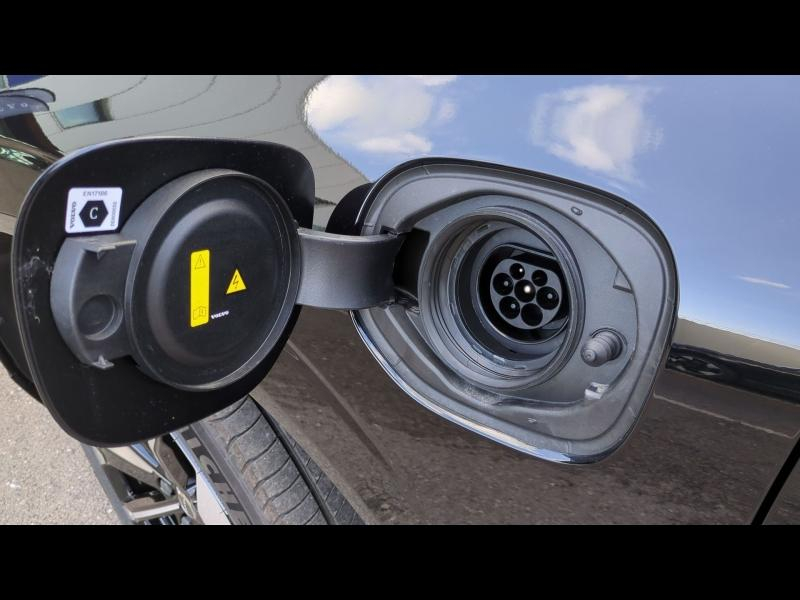 Photo 17 de l’annonce de VOLVO XC60 d’occasion à vendre à AIX-EN-PROVENCE