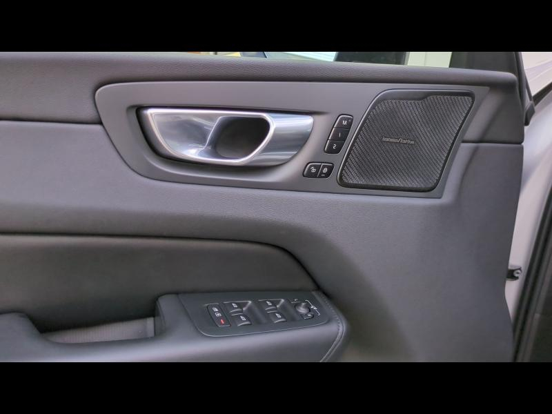 Photo 20 de l’annonce de VOLVO XC60 d’occasion à vendre à AIX-EN-PROVENCE