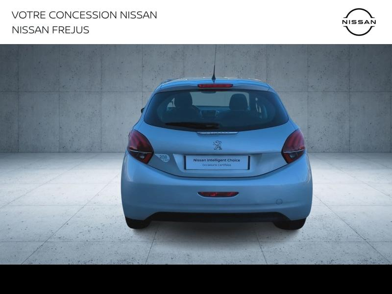 Photo 4 de l’annonce de PEUGEOT 208 d’occasion à vendre à FRÉJUS