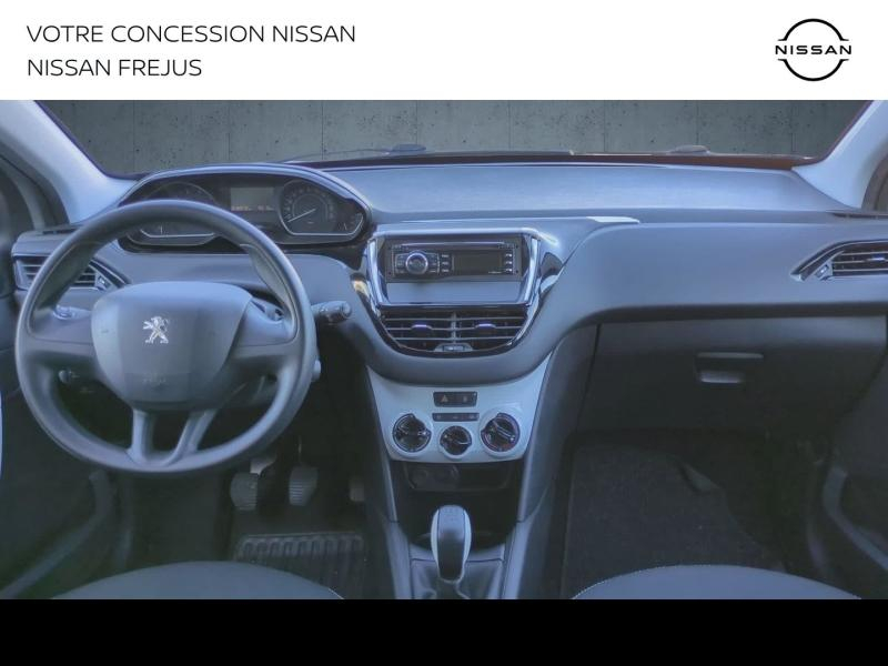 Photo 10 de l’annonce de PEUGEOT 208 d’occasion à vendre à FRÉJUS