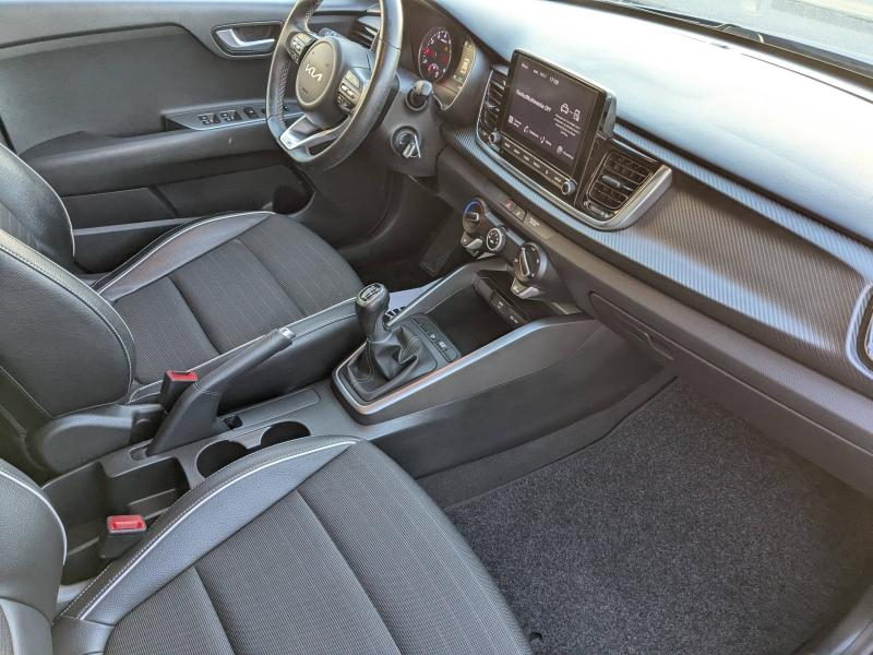 Photo 11 de l’annonce de KIA Rio d’occasion à vendre à MANOSQUE