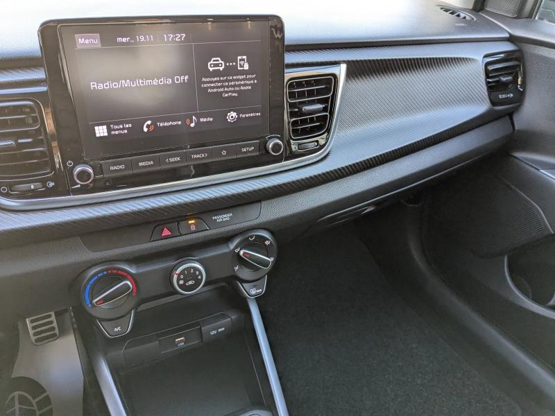 Photo 14 de l’annonce de KIA Rio d’occasion à vendre à MANOSQUE