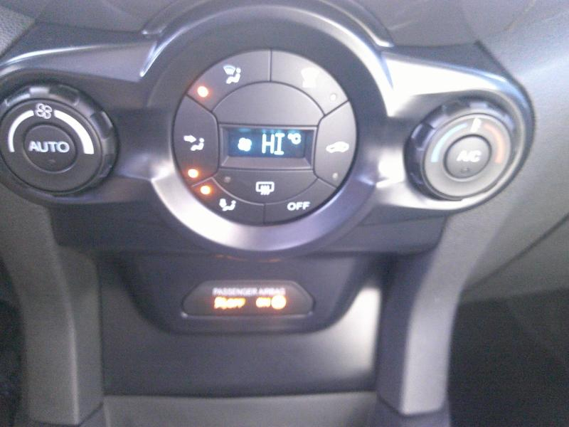 Photo 12 de l’annonce de FORD EcoSport d’occasion à vendre à PERPIGNAN