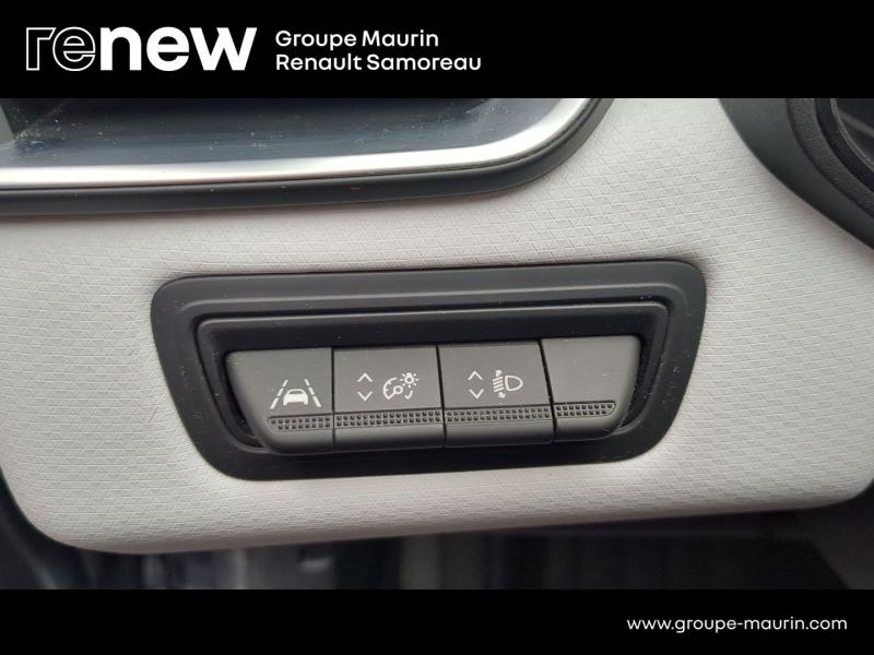 Photo 19 de l’annonce de RENAULT Clio d’occasion à vendre à SAMOREAU