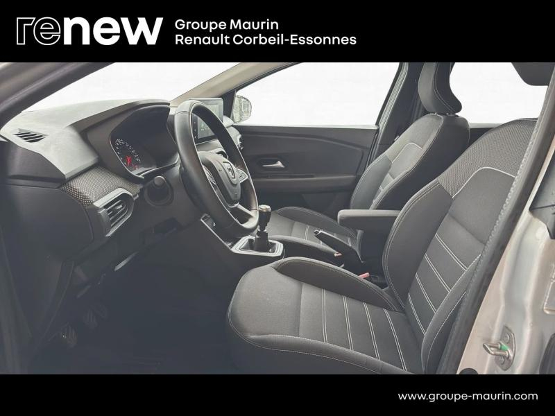 Photo 11 de l’annonce de DACIA Jogger d’occasion à vendre à CORBEIL-ESSONNES