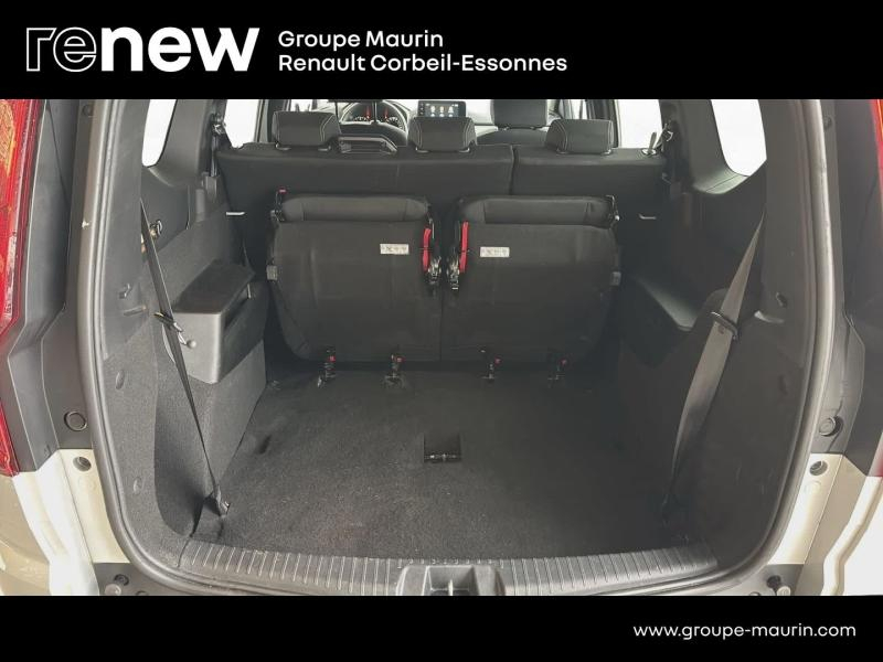 Photo 16 de l’annonce de DACIA Jogger d’occasion à vendre à CORBEIL-ESSONNES