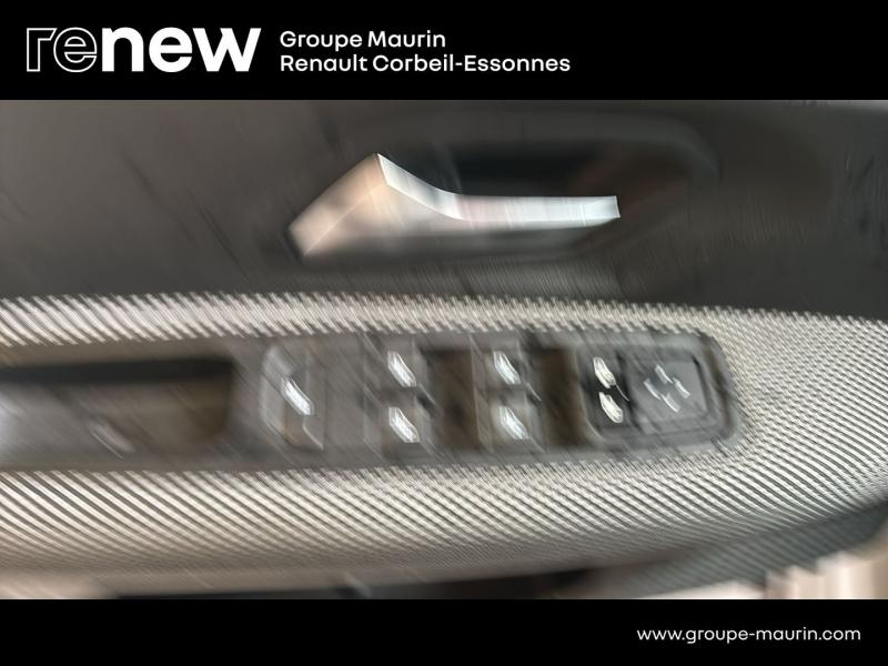 Photo 17 de l’annonce de DACIA Jogger d’occasion à vendre à CORBEIL-ESSONNES