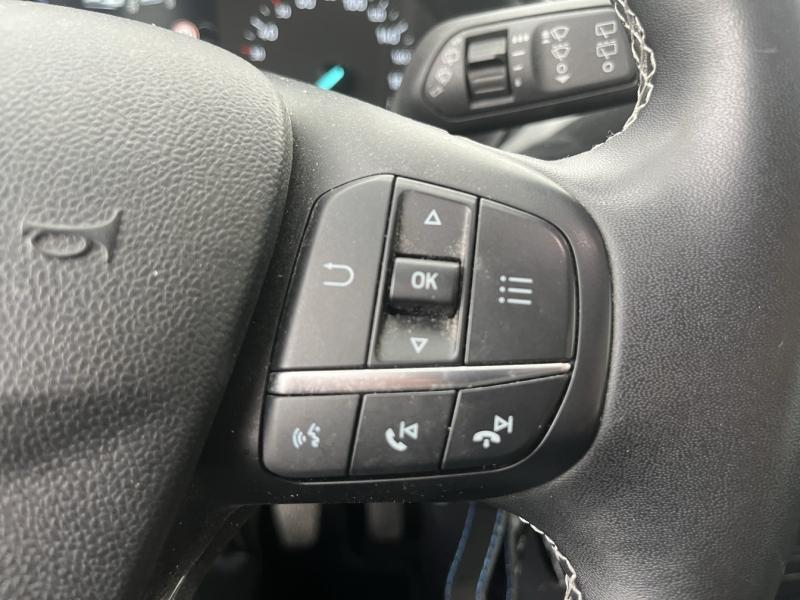 Photo 16 de l’annonce de FORD Puma d’occasion à vendre à BRIGNOLES