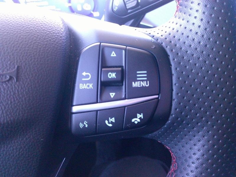 Photo 14 de l’annonce de FORD Kuga d’occasion à vendre à CARCASSONNE