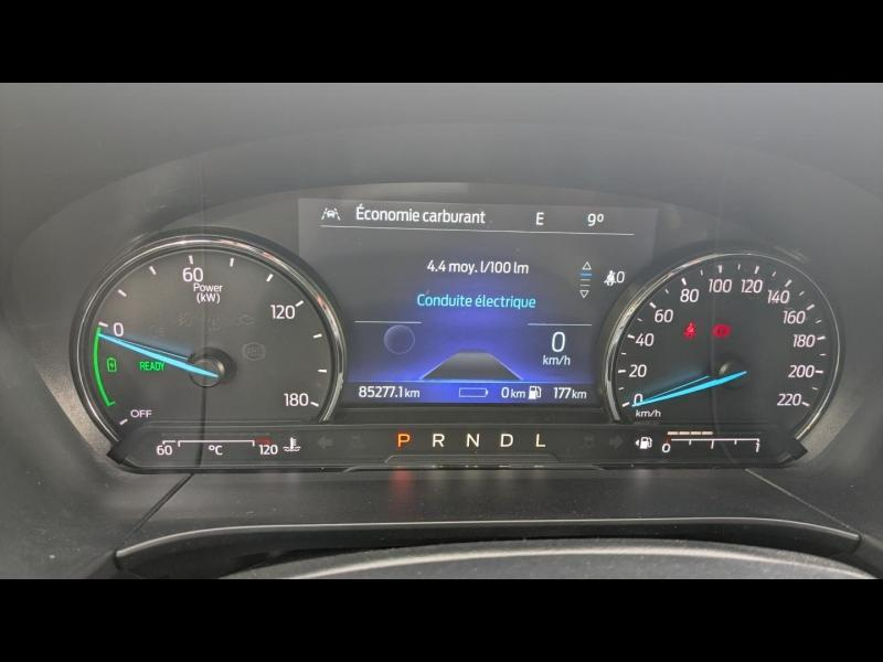 Photo 5 de l’annonce de FORD Kuga d’occasion à vendre à CARPENTRAS