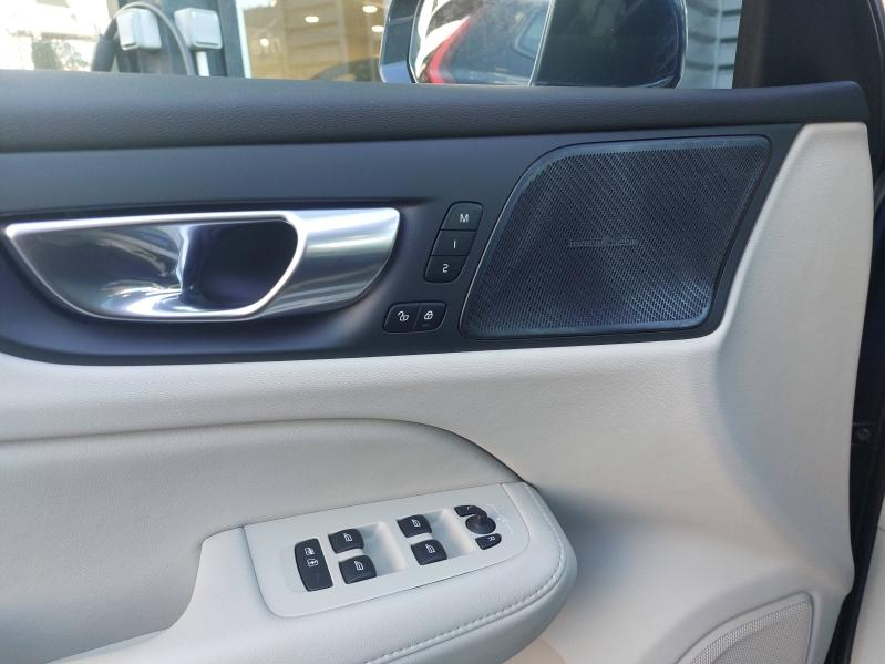 Photo 14 de l’annonce de VOLVO V60 d’occasion à vendre à AVIGNON