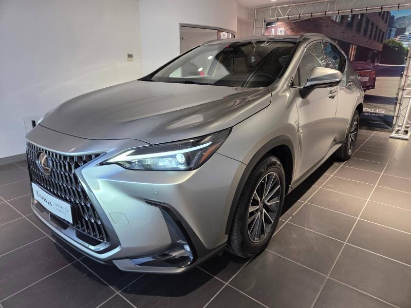 Photo 3 de l’annonce de LEXUS NX d’occasion à vendre à AUBIÈRE