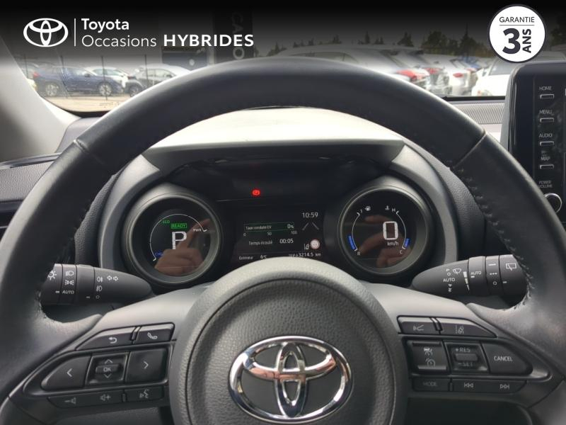 Photo 13 de l’annonce de TOYOTA Yaris d’occasion à vendre à MONTFAVET