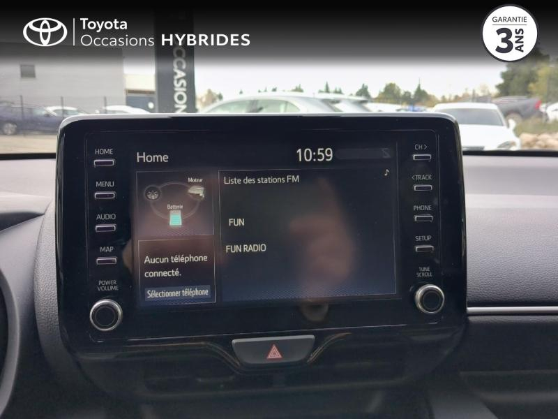 Photo 15 de l’annonce de TOYOTA Yaris d’occasion à vendre à MONTFAVET