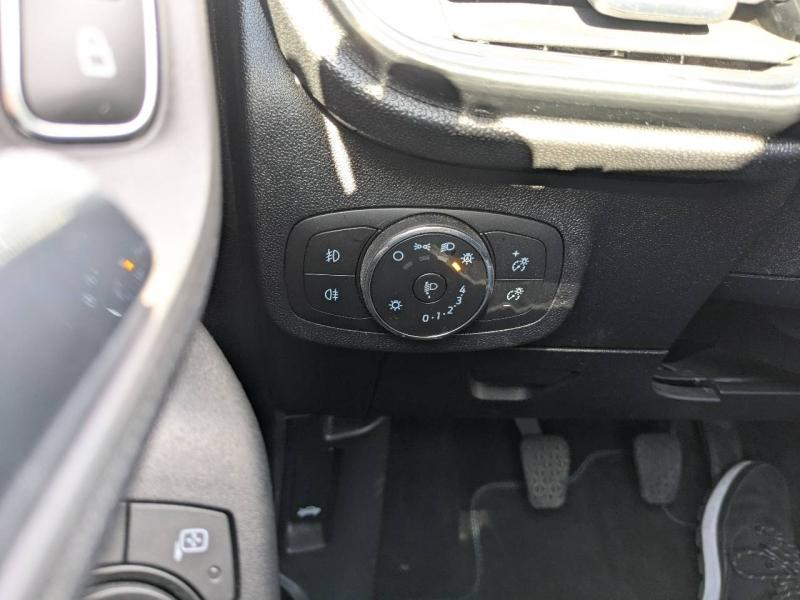 Photo 13 de l’annonce de FORD Fiesta Active d’occasion à vendre à MARSEILLE