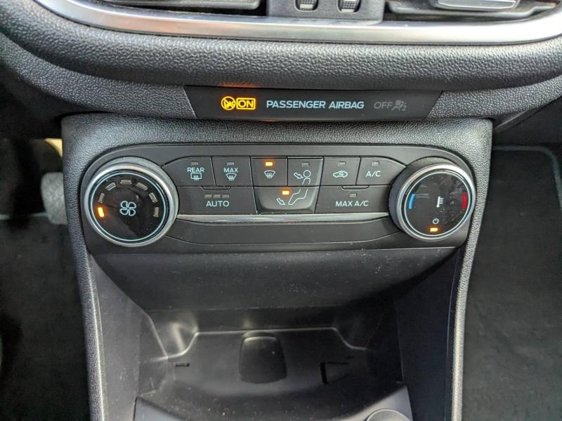 Photo 15 de l’annonce de FORD Fiesta Active d’occasion à vendre à MARSEILLE